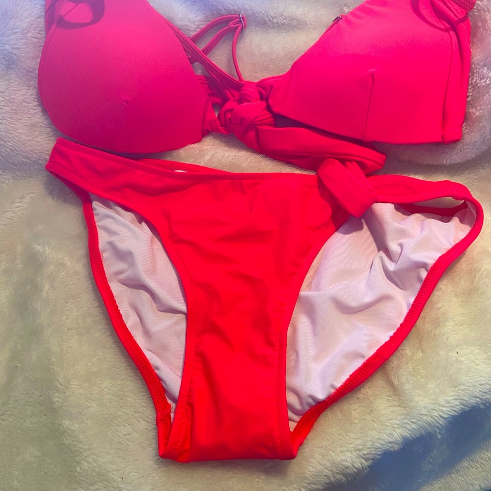 🌸 new cute bikini pink/red